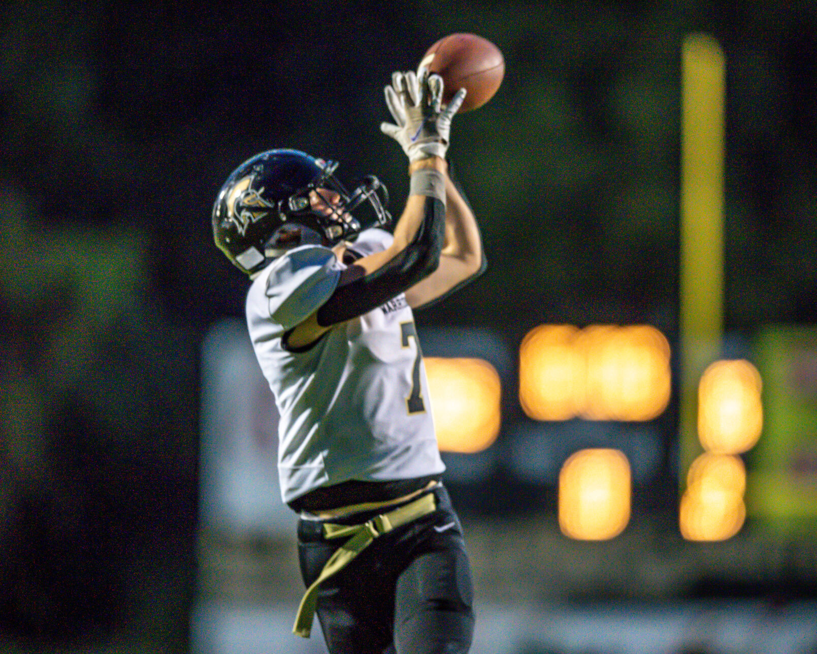 The Warriors dominated the Spiders 49-21.